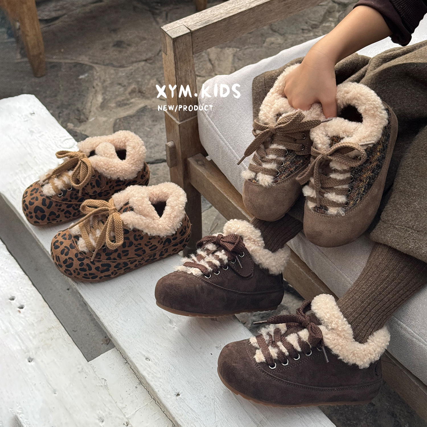 2025年冬季新款儿童韩版时尚豹纹加绒保暖面包鞋