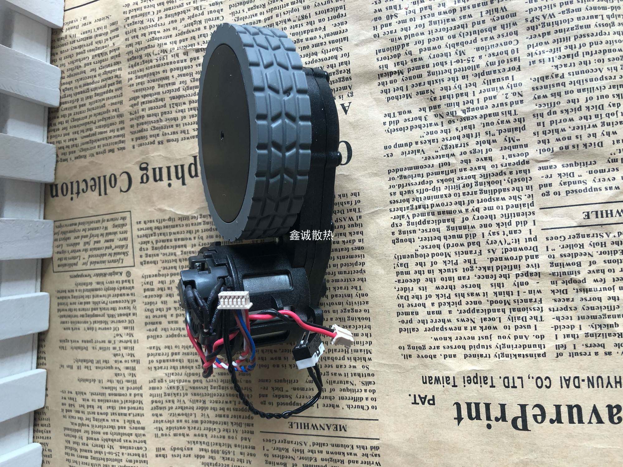 科沃斯吸尘器 扫地机de55 de53 dt88 dm65 dc68驱动轮 配件