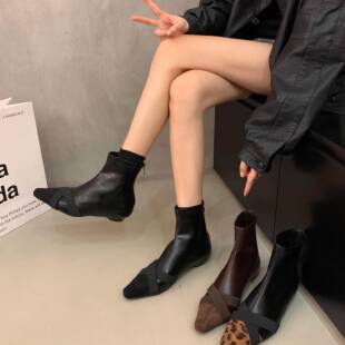 香港2025夏季新款覆古小众棕色短筒靴女款靴子瘦瘦靴低跟短靴女靴