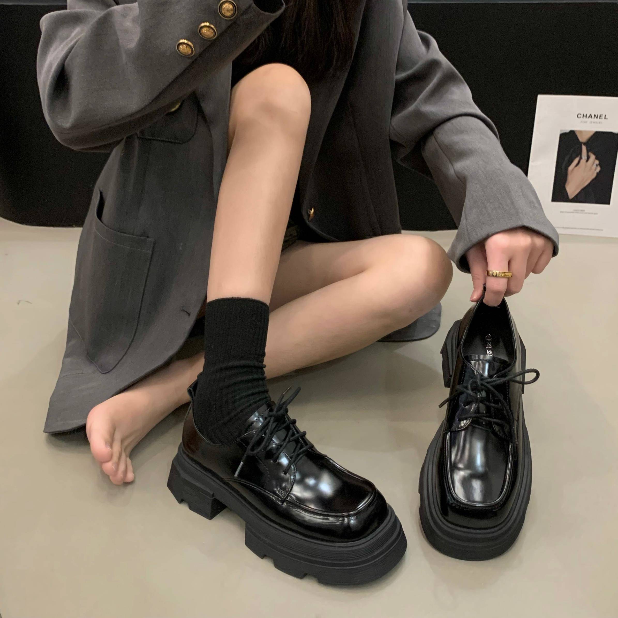 香港厚底方头小众系带乐福单鞋女鞋子2025年新款夏季英伦风小皮鞋