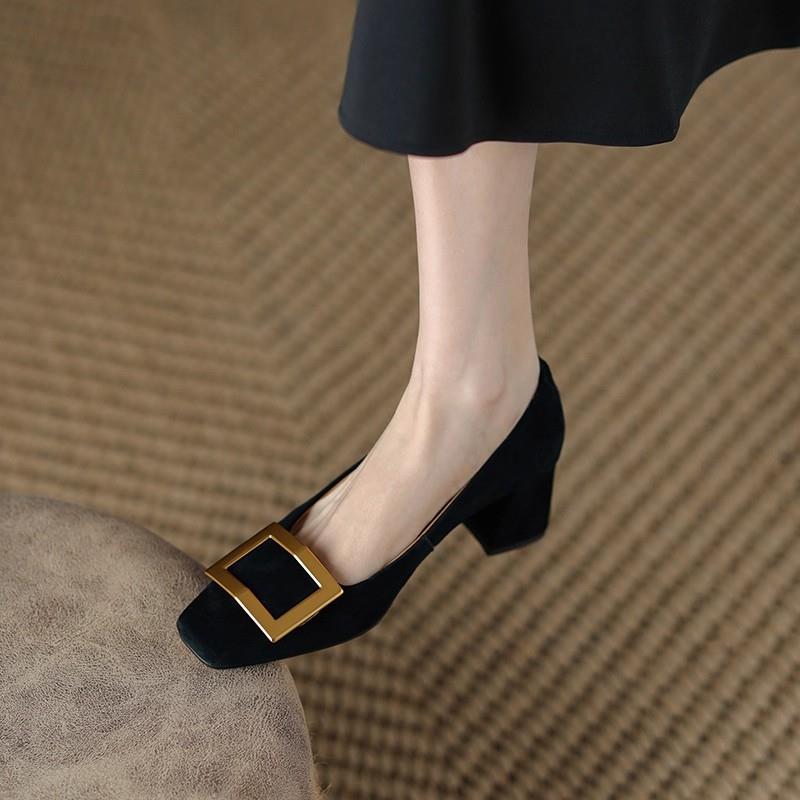 黑色方扣粗跟单鞋女2025年春秋季新款浅口方头百搭通勤玛丽珍鞋子