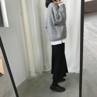 山羊绒针织开衫女灰色2025新款大码秋冬短款圆领外搭加厚毛衣外套