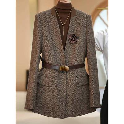 咖色高级感百搭休闲西装套装超好看职业OL人字纹无领毛呢西服外套