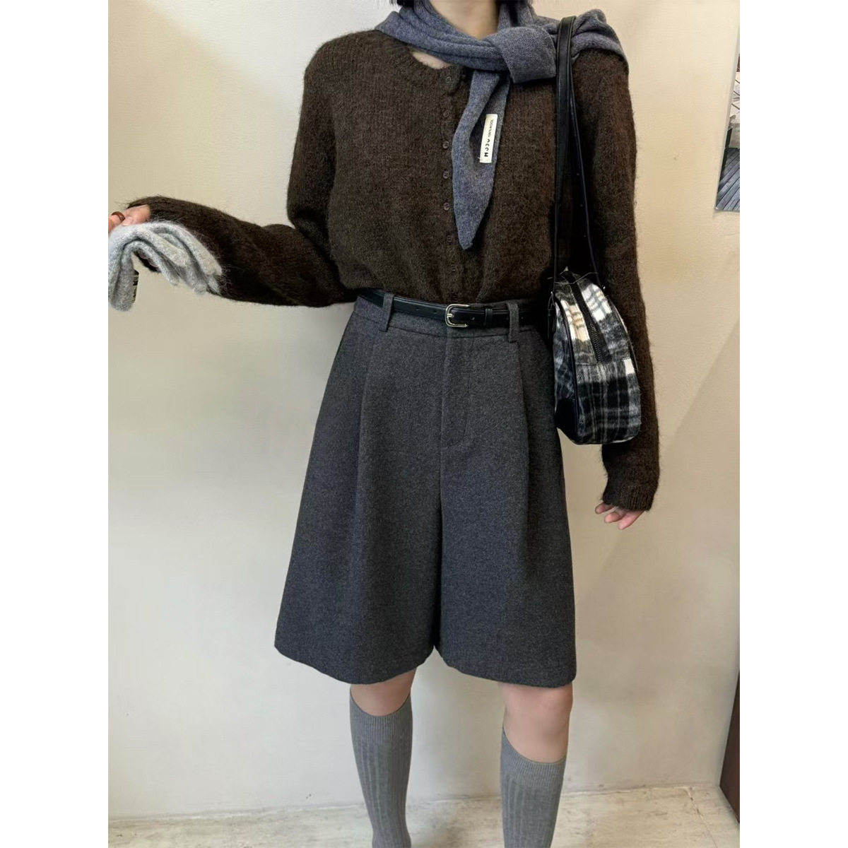 毛呢五分裤秋冬女式新款高腰外穿西装裤小个子休闲显瘦阔腿短裤子