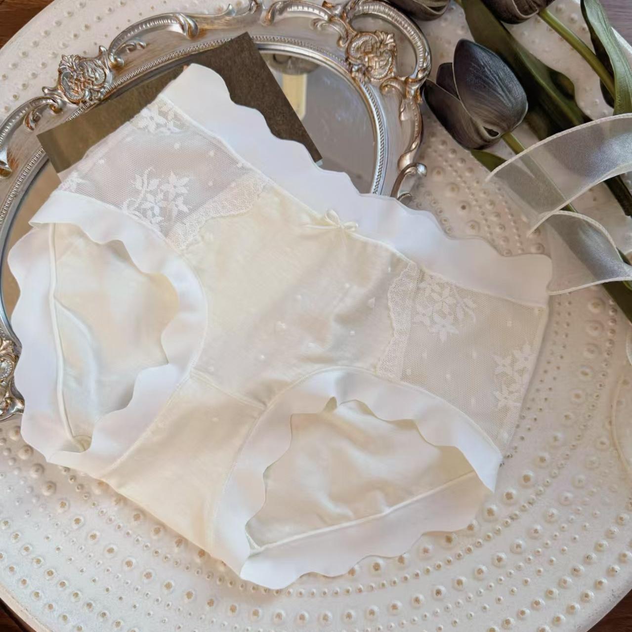 提花蕾丝边少女棉柔内裤