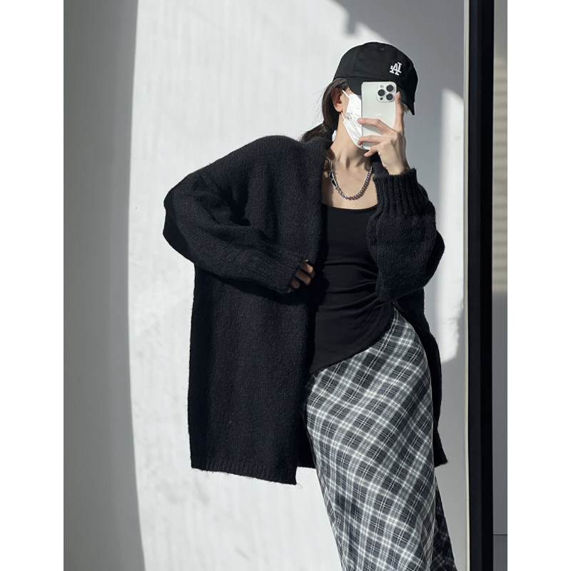 韩风女主灰色中长款毛衣外套女春秋冬季慵懒风加厚百搭针织衫开衫