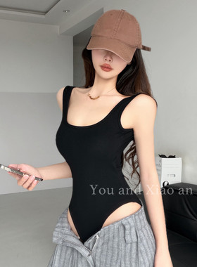 绝色背影~甜酷风黑色高腰连体衣女夏季性感露背紧身短裤度假背心