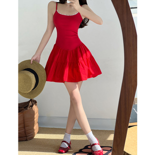 泰兰德红玫瑰芭蕾风蕾丝花边少女感收腰蛋糕短裙吊带连衣裙仙女裙