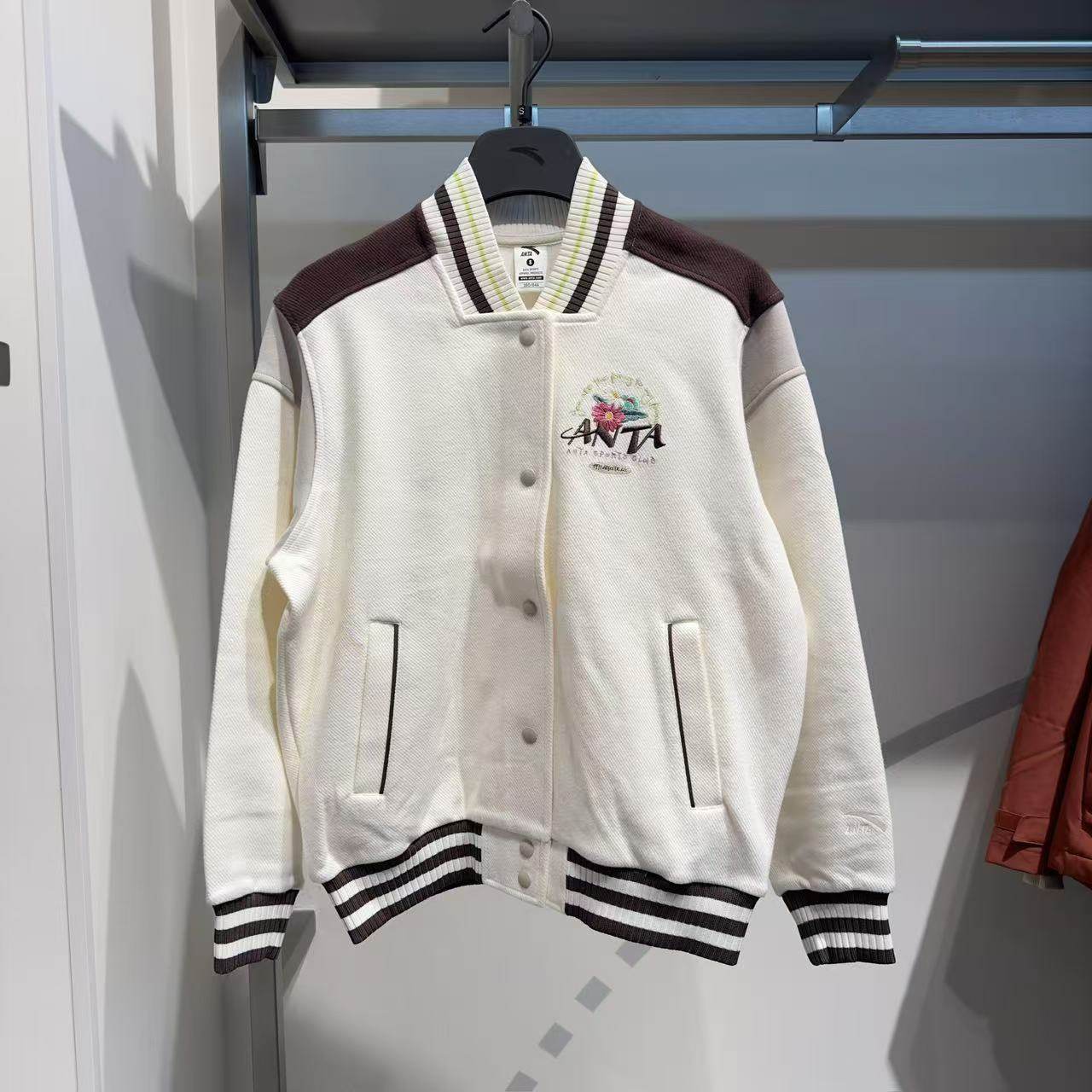 安踏2026女春季新款棒球服潮流运动夹克外套针织上衣162618714S