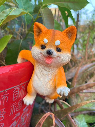 臻尚趴缸可爱小狗小猪树脂摆件