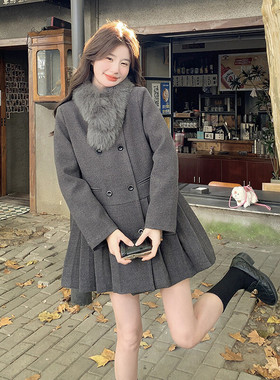 首发现货 灰色小香风毛呢百褶裙内胆90白鸭绒大衣 5828-P275-K428