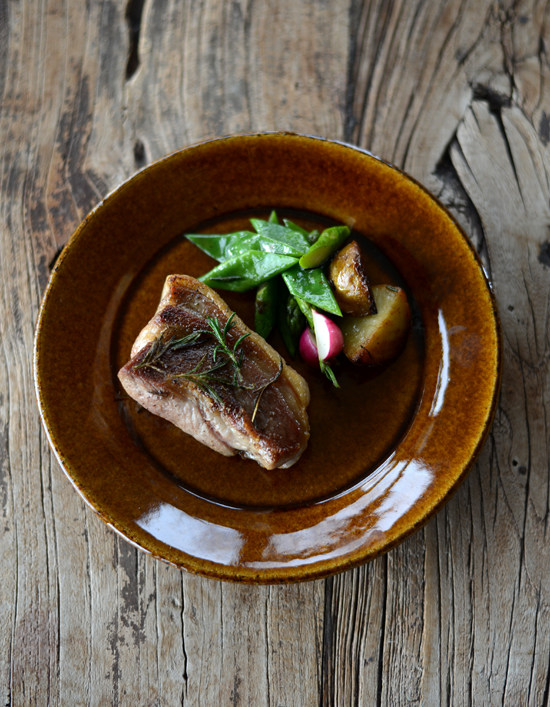 珈琏yx 日本studio m landrace日式粗陶盘汉堡肉盘圆形复古点心碟