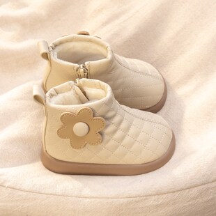 马丁靴女款儿童秋冬季简约巨好看平底小香风加绒小皮鞋配裙子短靴