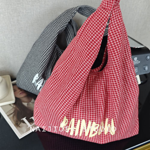 韩国东大门春秋新款设计师简约印花条纹帆布包女ins百搭单肩包冬