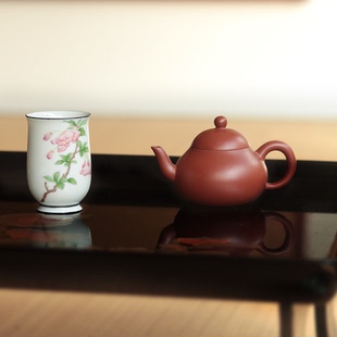 事如春梦了无痕 工笔手绘海棠仿古泥釉高足杯