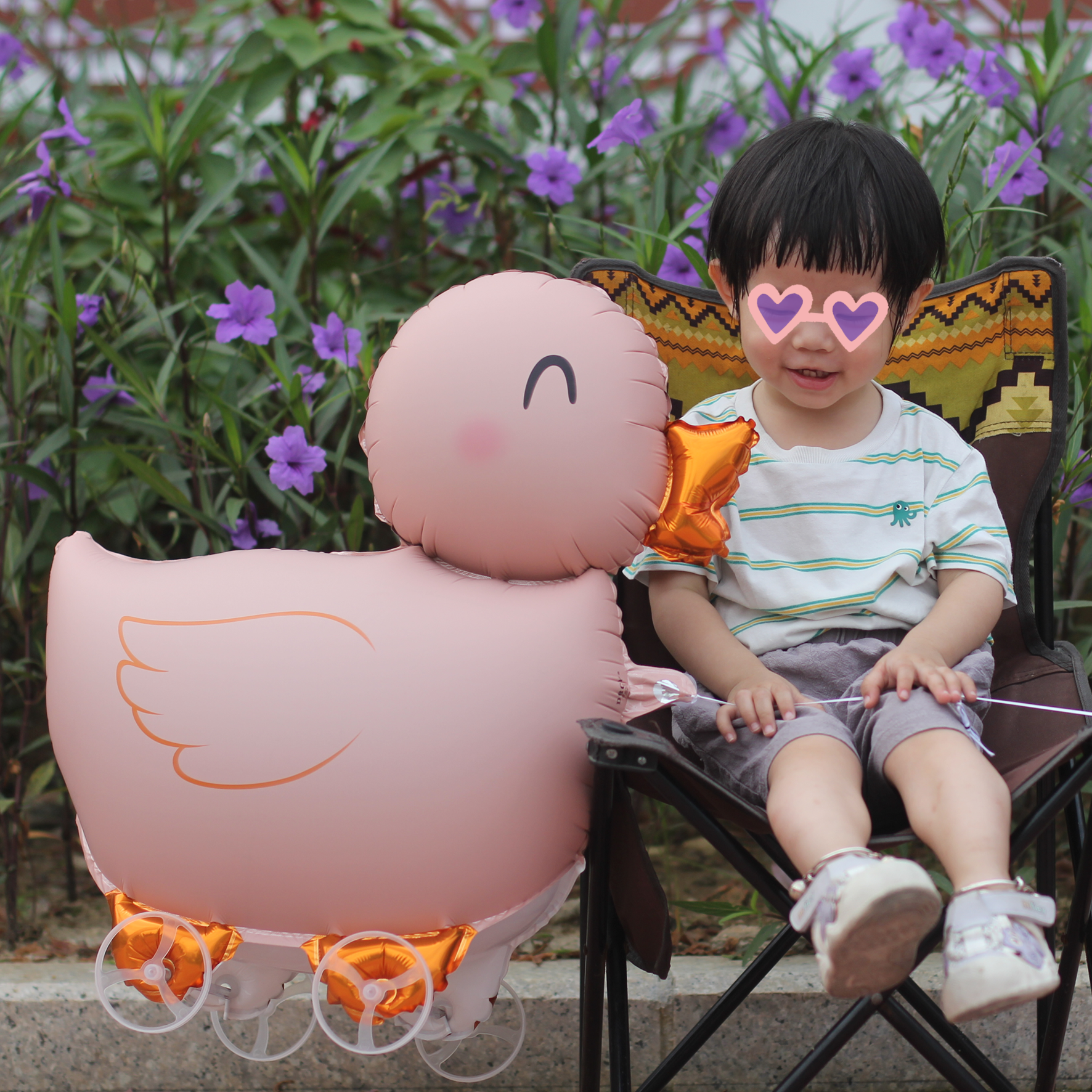 网红会走路卡通带轮鸭子充气气球