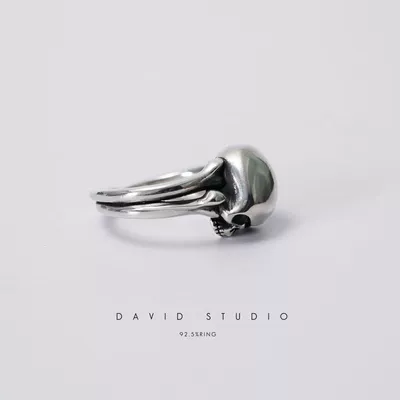 Werkstatt München Cross Bones Skull Ring