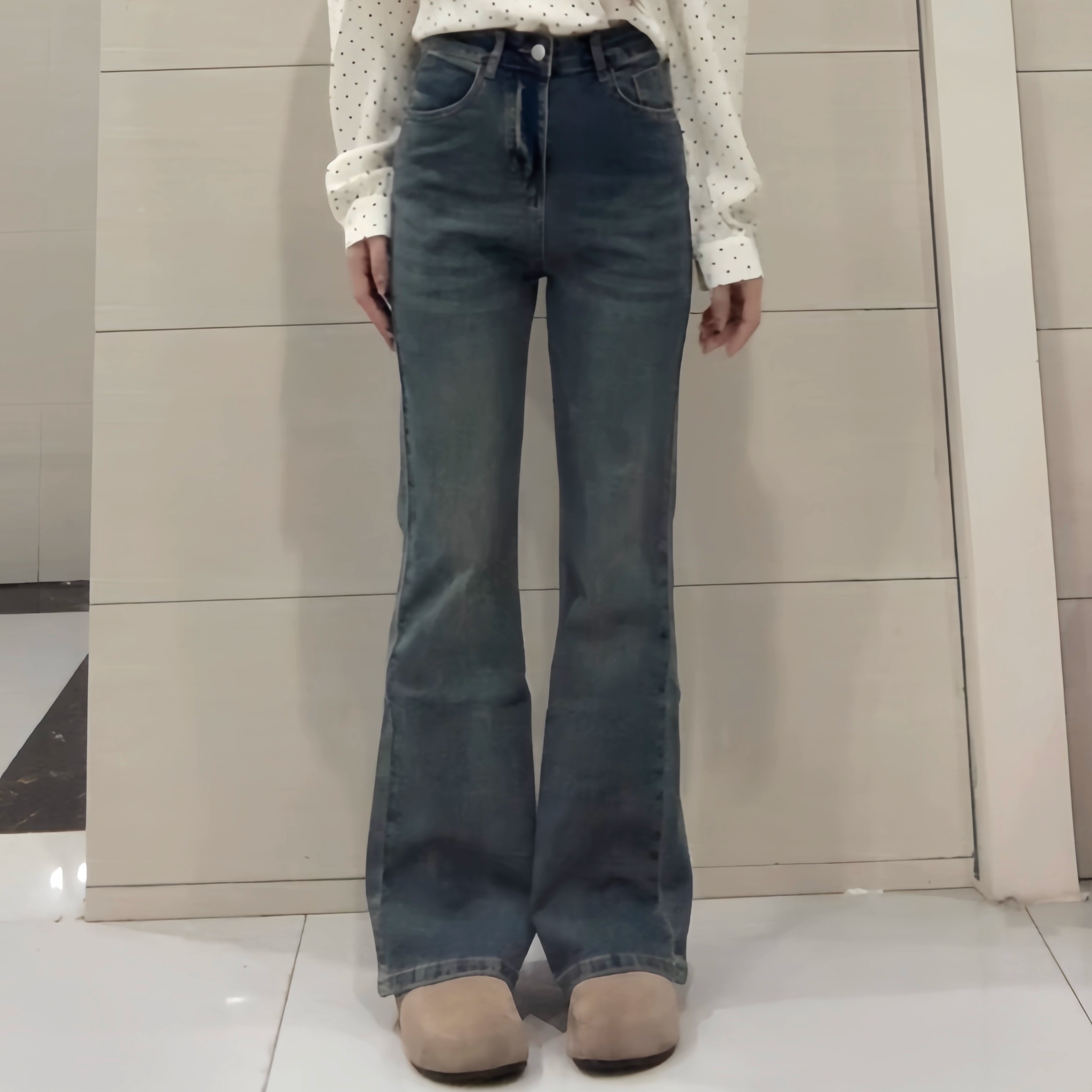 复古蓝微喇牛仔裤女秋冬新款胖mm梨形身材显瘦显高修身弹力裤子