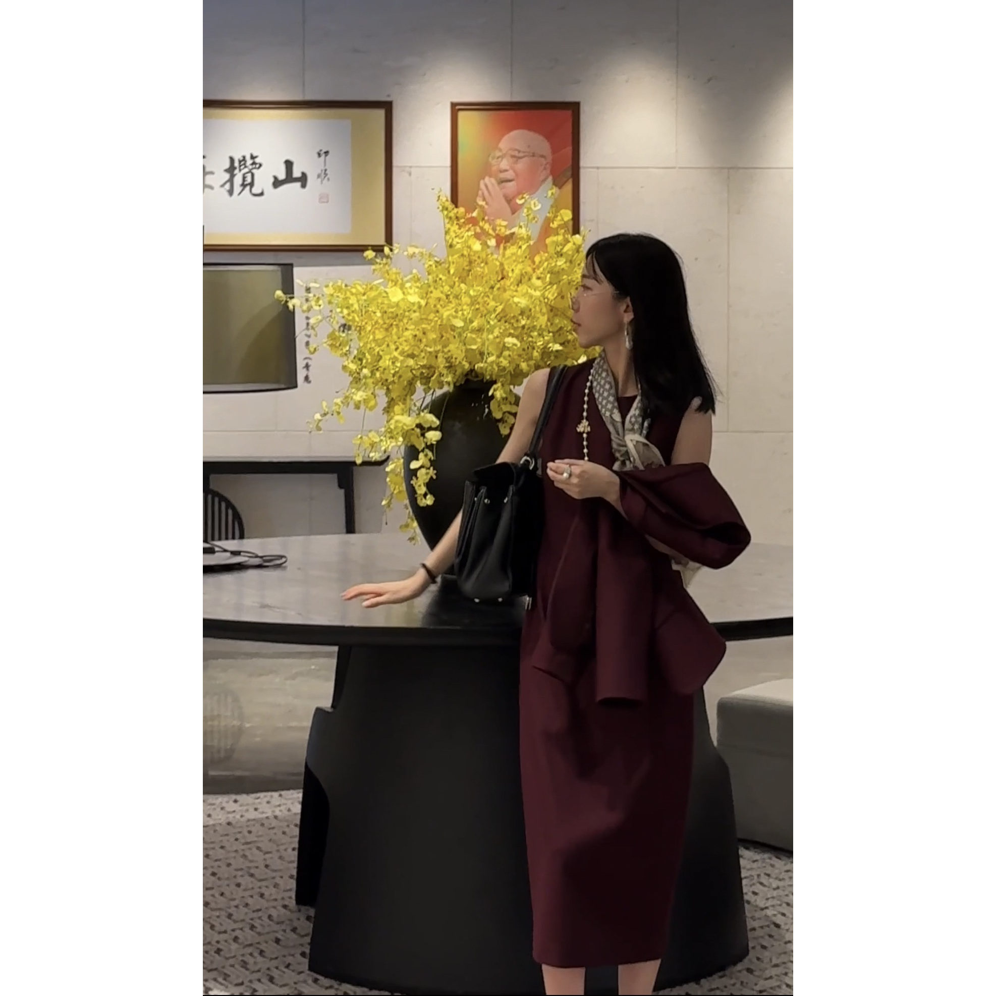 勃艮第红简约不易皱修身西装套装三件套