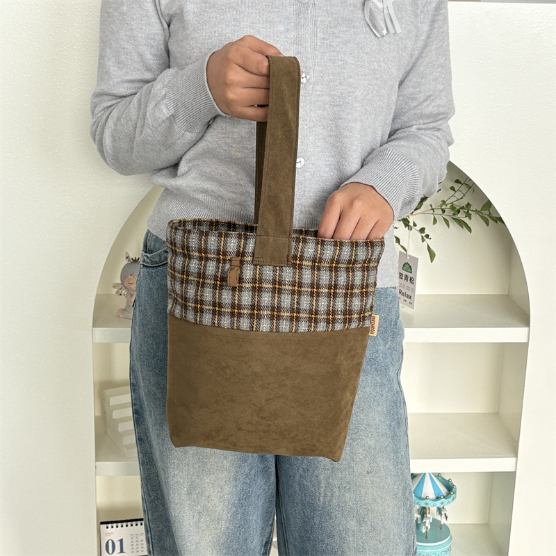 日本品质新款高级质感麂皮绒拼接小手提韩版时尚帆布水桶包复古手