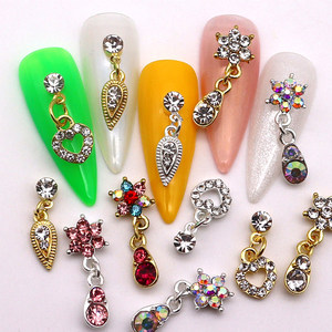 10pcs metal glitter 3d nail art Plum blossom droplets tie da