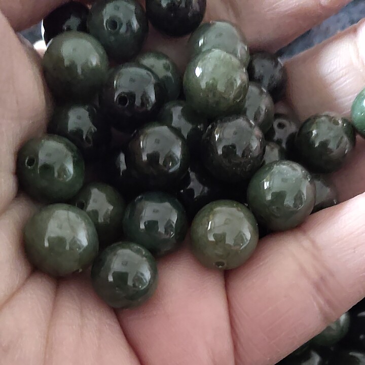 DIY散珠8-13mm天然翡翠珠子礼品A货油青天然翡翠手链佛珠手串