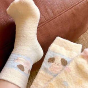 小事雀跃 秋冬卡通小狗波点花边澳绒袜子女加厚保暖睡眠中筒袜DF