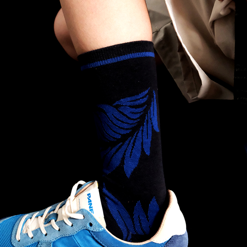 ZeroG 新品初秋气质黑底飞燕草贵气小众单品中筒袜轻熟女袜子DF