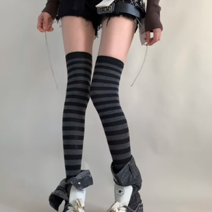 显瘦长筒袜女 秋冬复古条纹过膝保暖大腿袜简约时尚 风格 我定