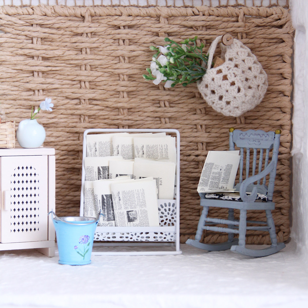 BJD娃屋场景道具金属报纸架收纳架迷你家居装饰品