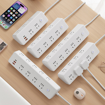 公正午纯铜插座带快充USB接线板