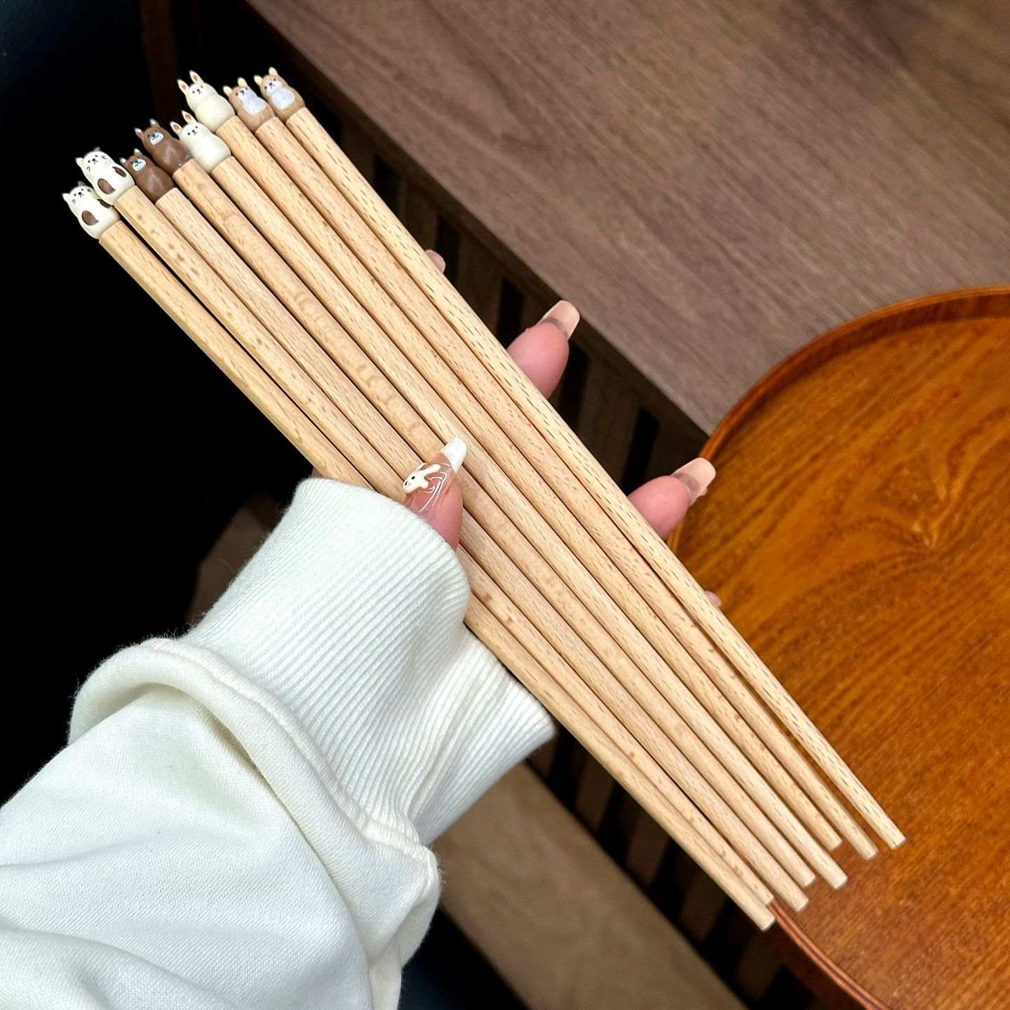 可爱卡通榉木立体手工筷子家用情侣儿童实木筷子防霉防滑高级精致