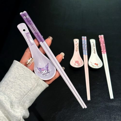三丽鸥家用卡通可爱情侣勺子筷子陶瓷釉下彩耐高温一人一筷抗菌