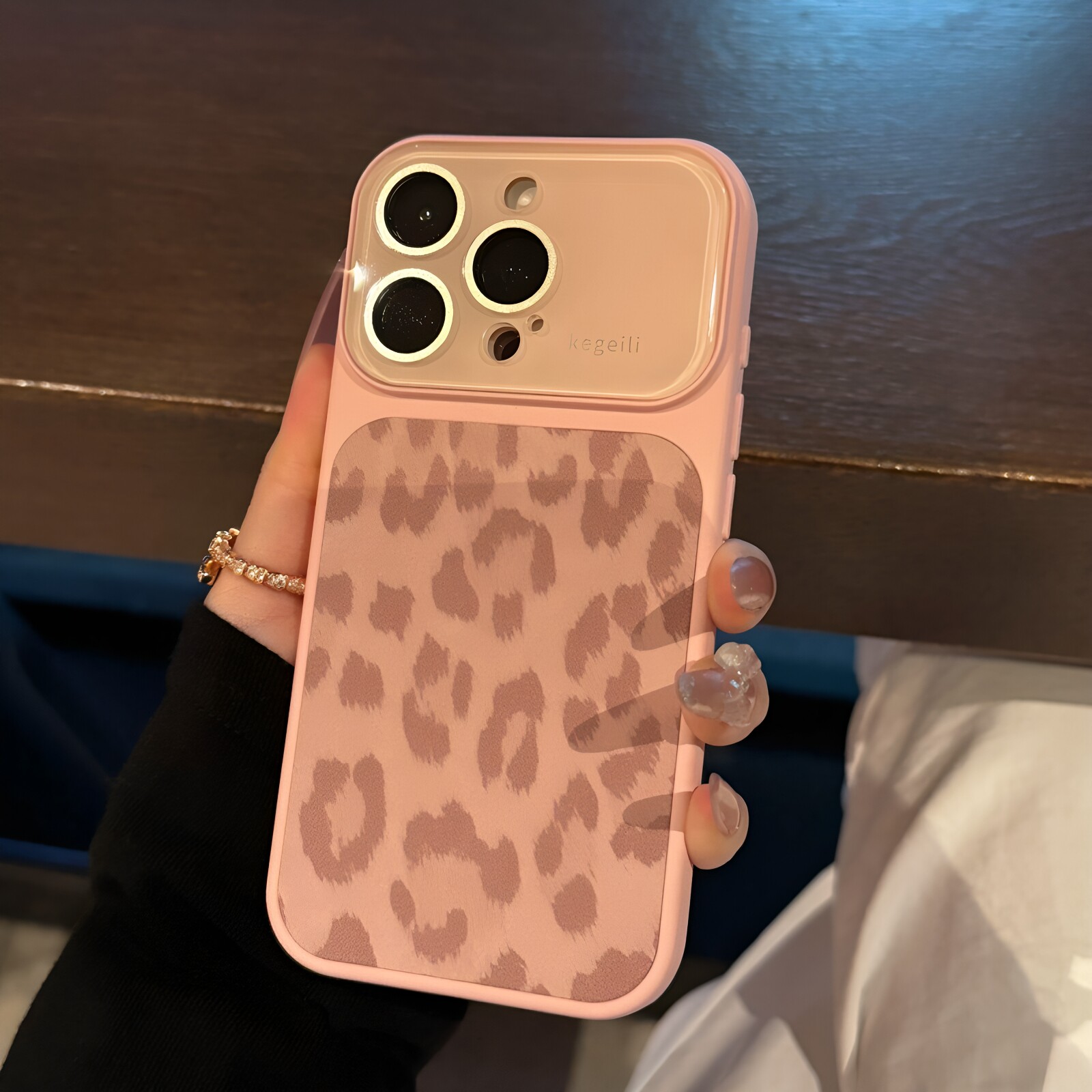 ins风韩系简约秋冬高级豹纹皮纹适用iPhone18promax手机壳苹果17全包镜头膜Ai相机按键大视窗16Pro外贸集运13