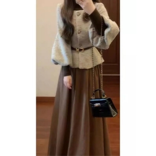 气质高级名媛穿搭小香风外套2025秋冬灯笼袖 毛呢复古半身裙套装