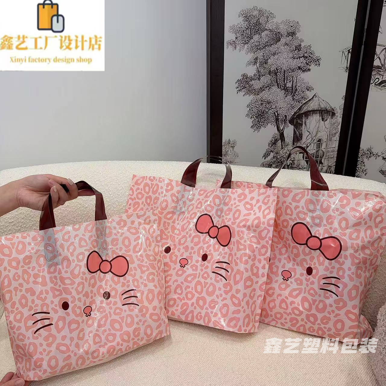 粉色猫咪卡通服装店手提袋男女童装高档礼品袋购物袋塑料袋子定做