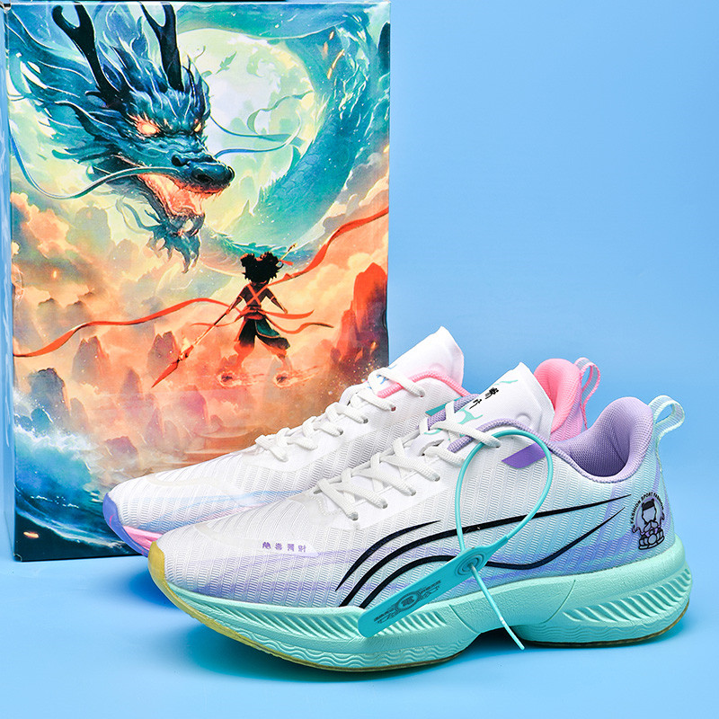 2025运动男童鞋夏季网面透气卡通哪吒青少年学生防滑减震碳板跑鞋