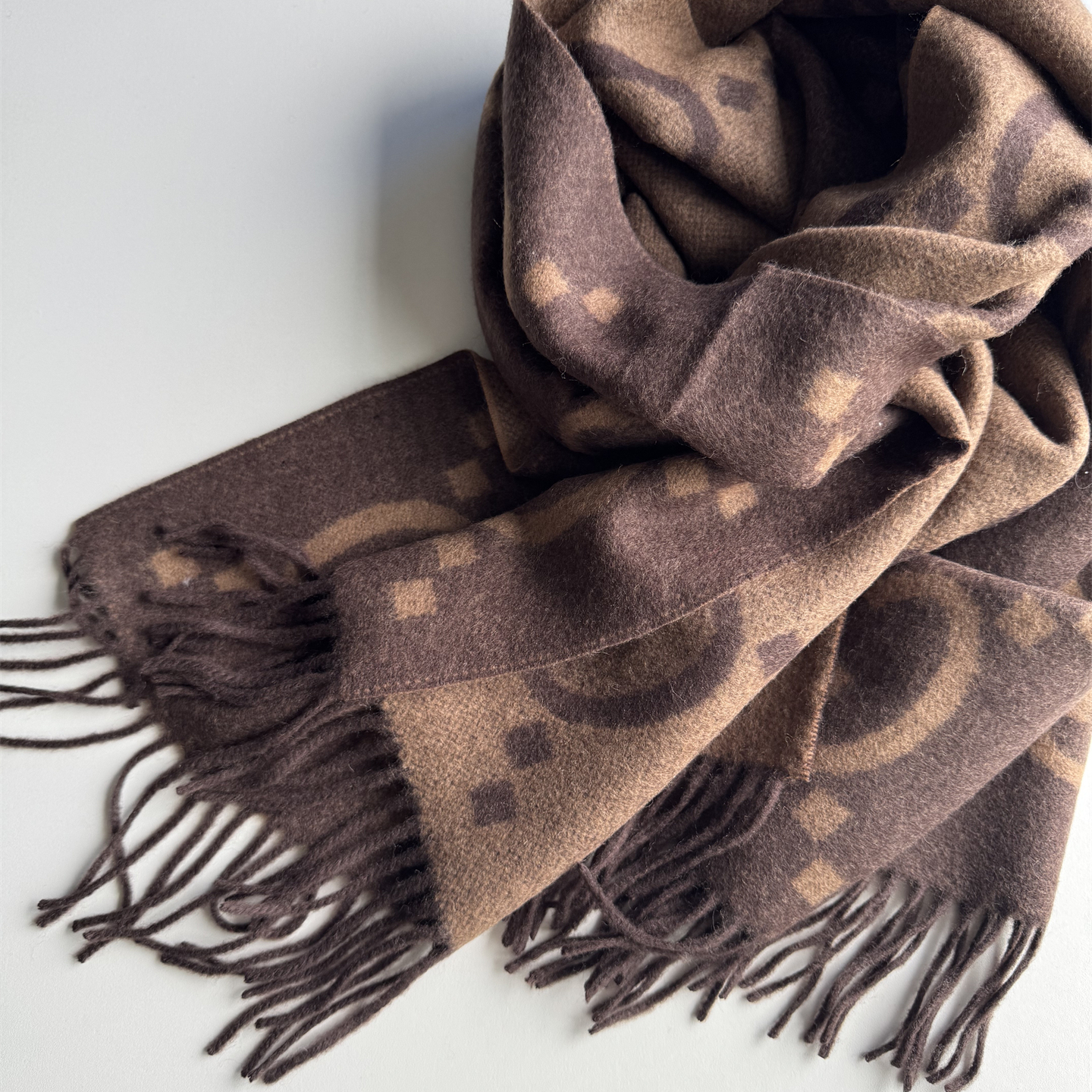 CESOFILY 25SS 经典双面字母秋冬保暖纯羊绒围巾披肩围脖女士