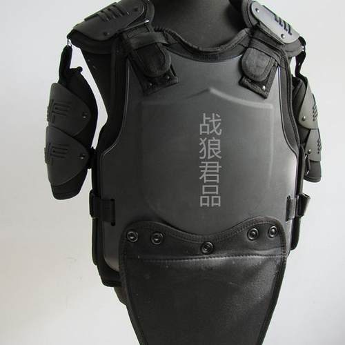 清仓特价--防暴背心 护臂 护腿