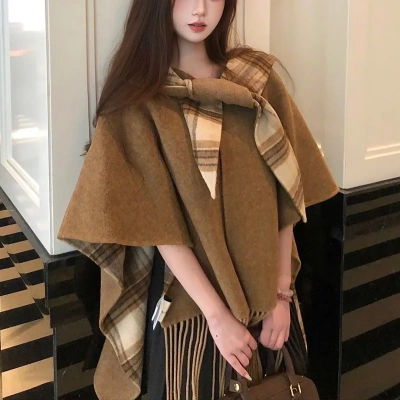 财阀小女儿 双面羊绒流苏格纹短款外套女冬季披肩斗篷羊毛大衣