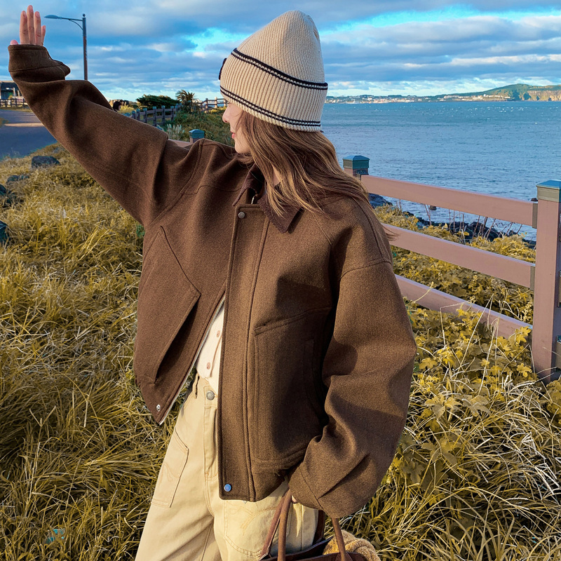 官网女装夏易菲实拍棕色美拉德灯芯绒翻领毛呢外套2025冬款洋气时