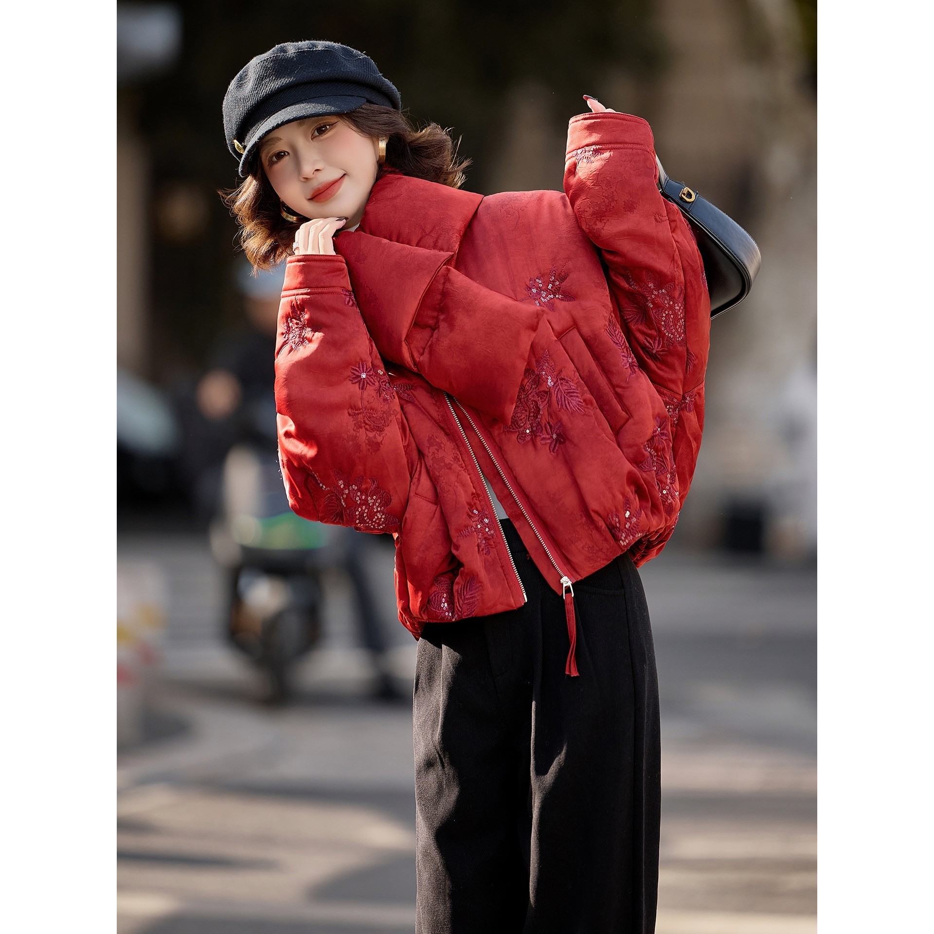 官网女装夏易菲复古风棉衣外套冬2026新款时尚气质优雅刺绣短款棉,女装/女士精品,羽绒服,淘宝优惠券,粉丝福利购,淘宝优惠卷