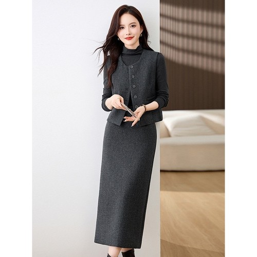 官网女装夏易菲高级感小香风马甲套装裙女2025春季气质轻熟风毛呢