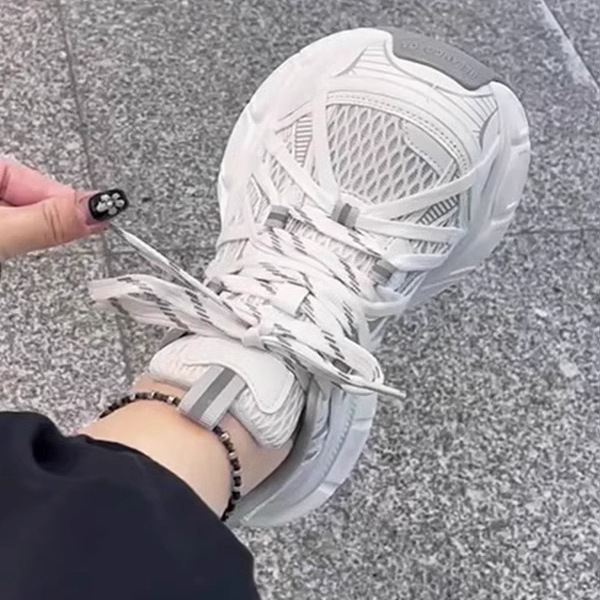 透气网面运动休闲巴黎老爹鞋