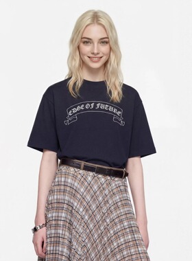 E86BRAND 梵文圆领落肩宽松纯棉休闲短袖