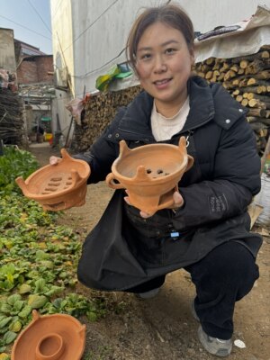 金寨酒精炉子手工粗糙制作老式陶土耳炉耳锅子红泥老款烧制泥炉