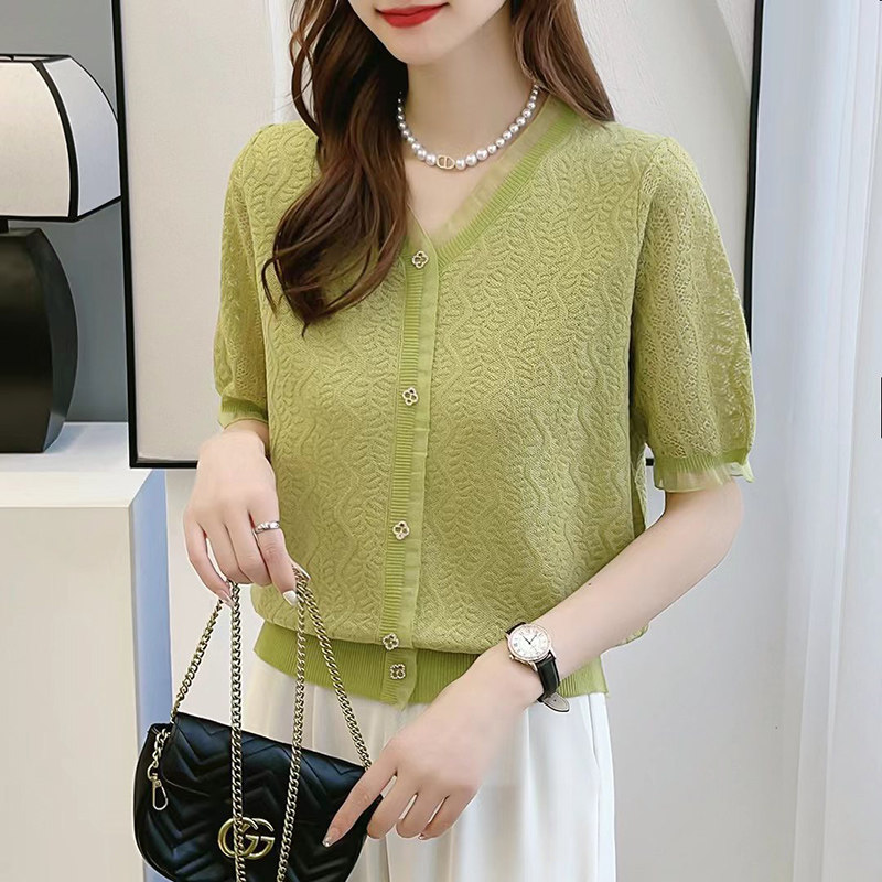 蕾丝钩花镂空短袖针织衫女V领套头夏季新款宽松上衣薄款打底衫