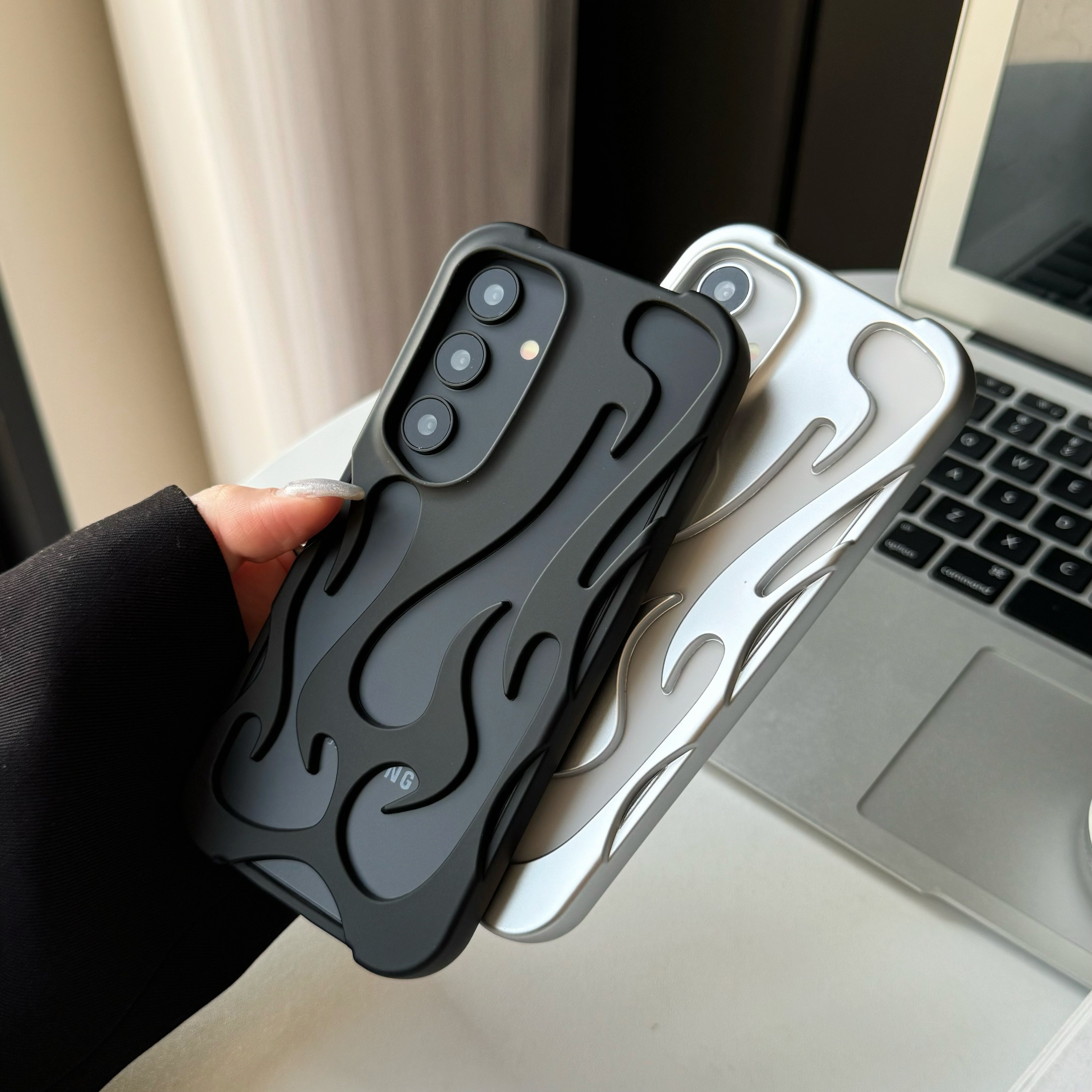 火焰镂空散热适用三星s25UItra手机壳散热透气s24UItra磨砂肤感s24保护套全包防摔s23u网红高级软壳s23/S22