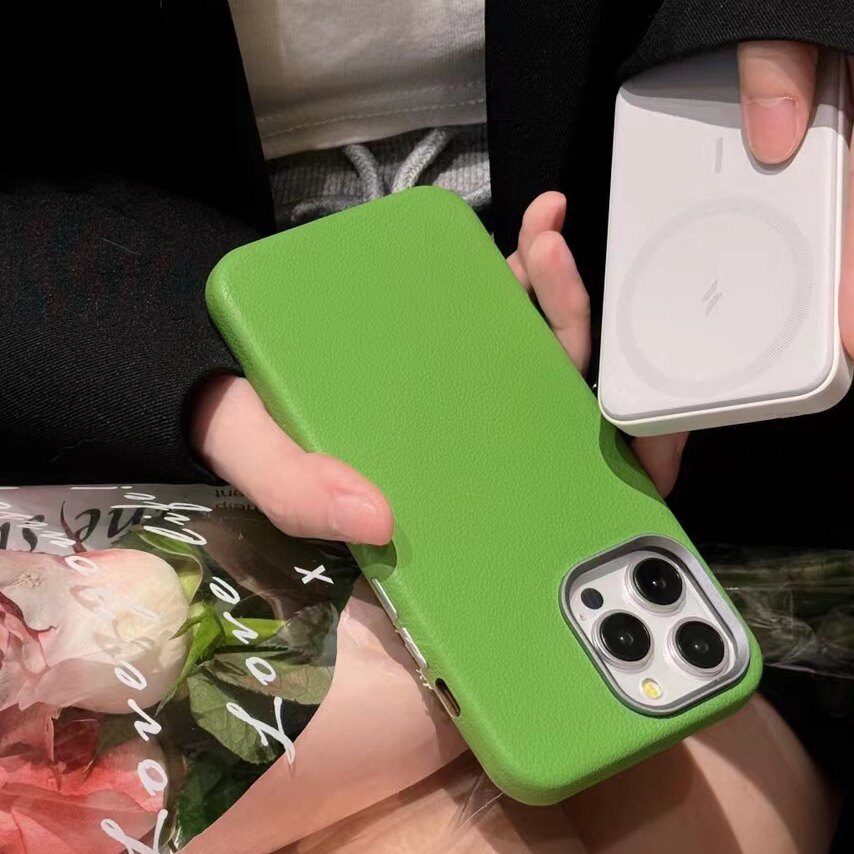 苹果iPhone15素皮磁吸素皮