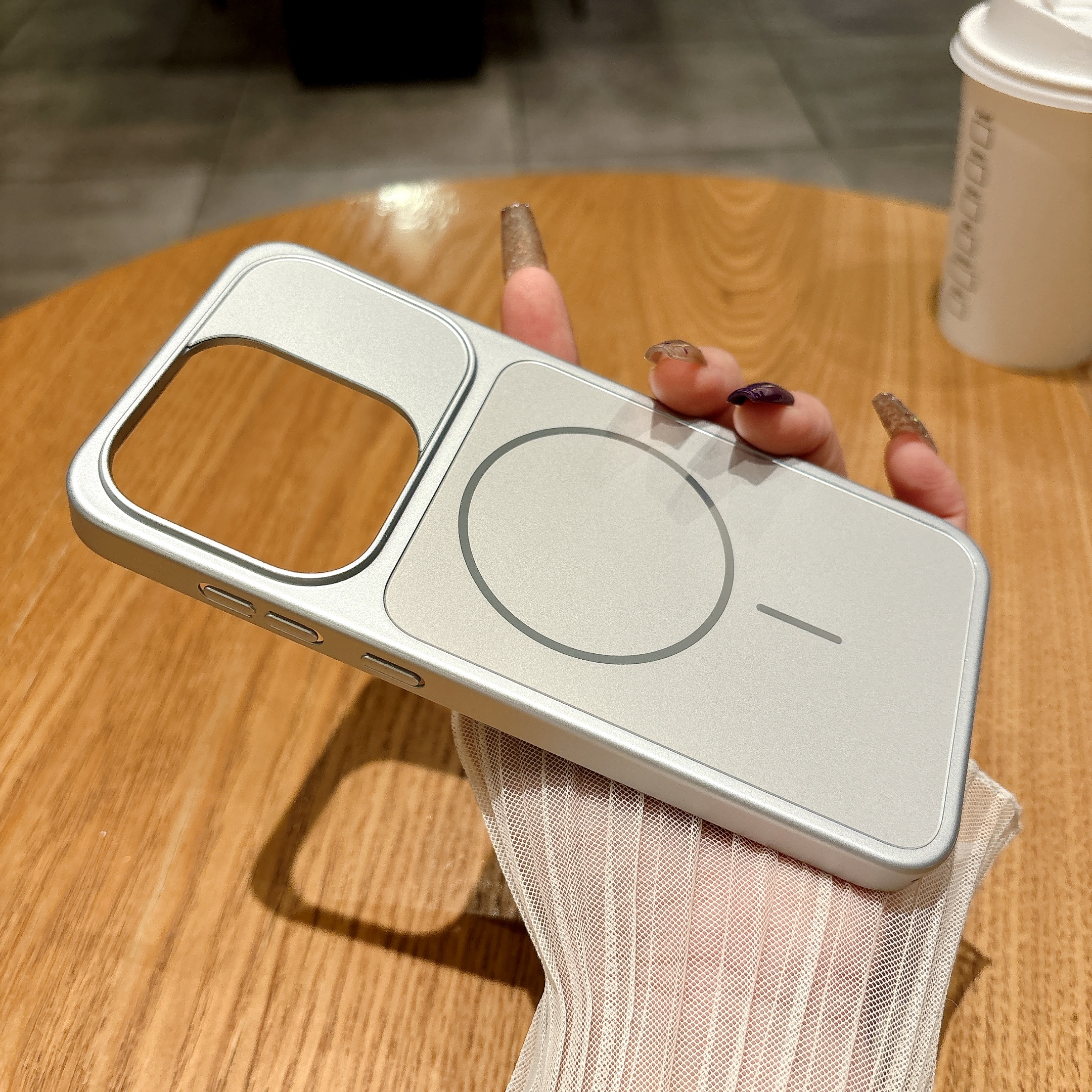 oppo+findx9+pc+磁吸充电